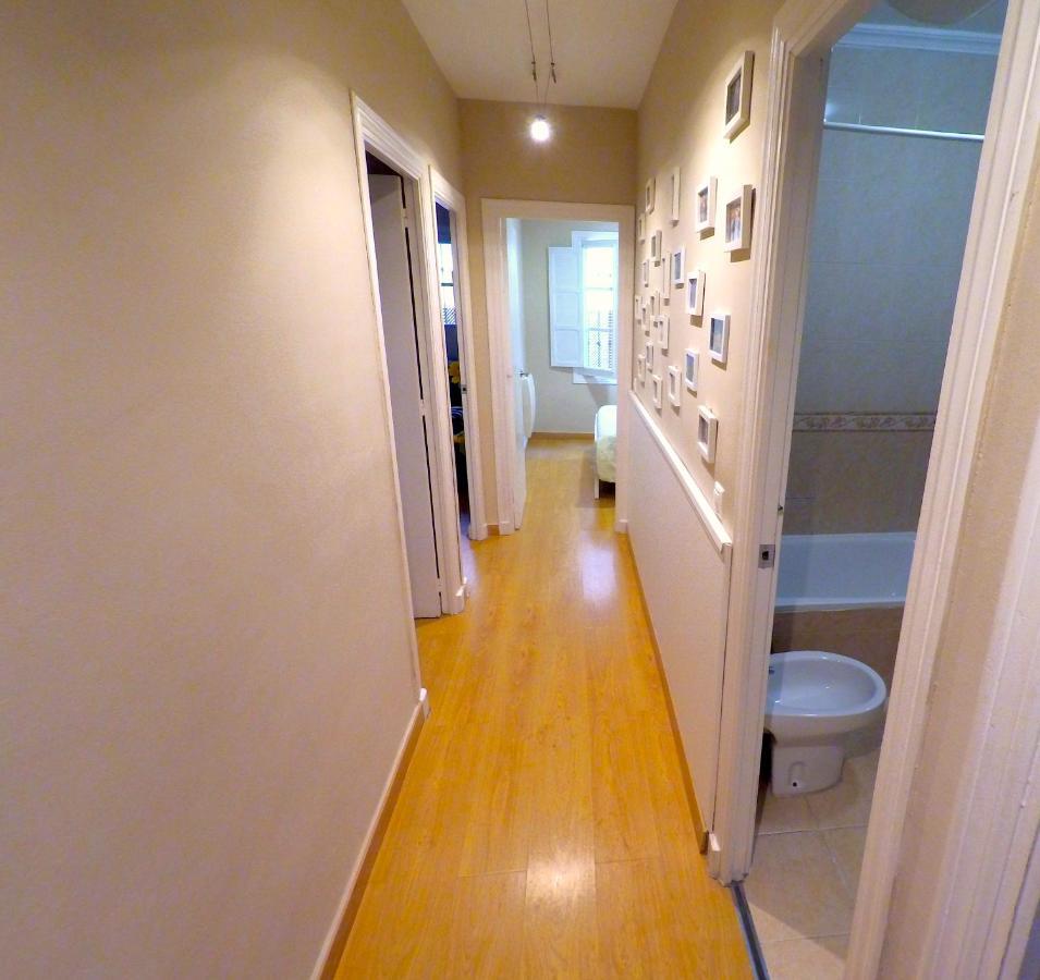 Apartamento En El Centro Para 4 Personas Seville Luaran gambar
