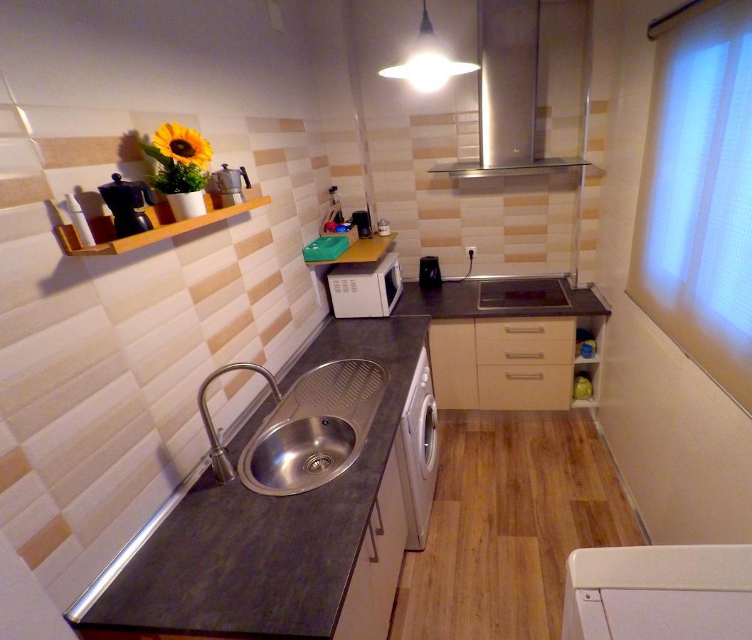 Apartamento En El Centro Para 4 Personas Seville Luaran gambar